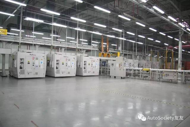 創新驅動 世界汽車研究會成員參觀北汽福田康明斯發動機工廠，聚焦網絡技術研發及技術服務